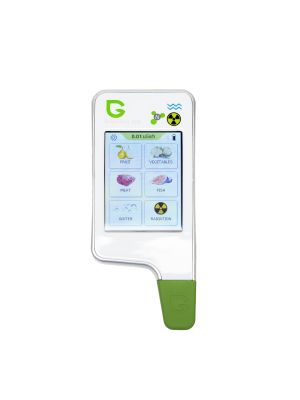 Greentest ECO 6 digital tester for determining the concentration of nitrates in fruits, vegetables and meat, the measurement radiates